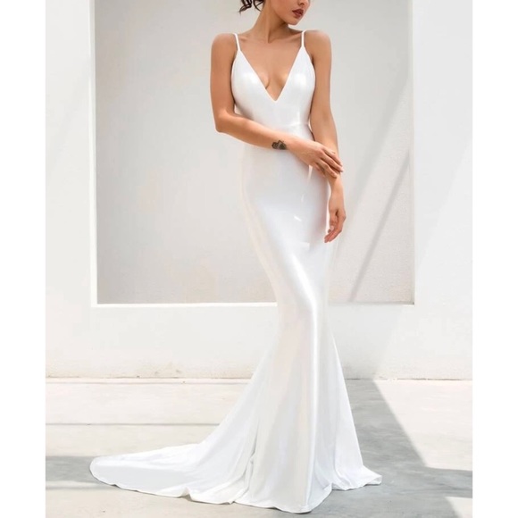 Paris Ruched Detail Backless Floor Length Slip Dress - Picture 2 of 12